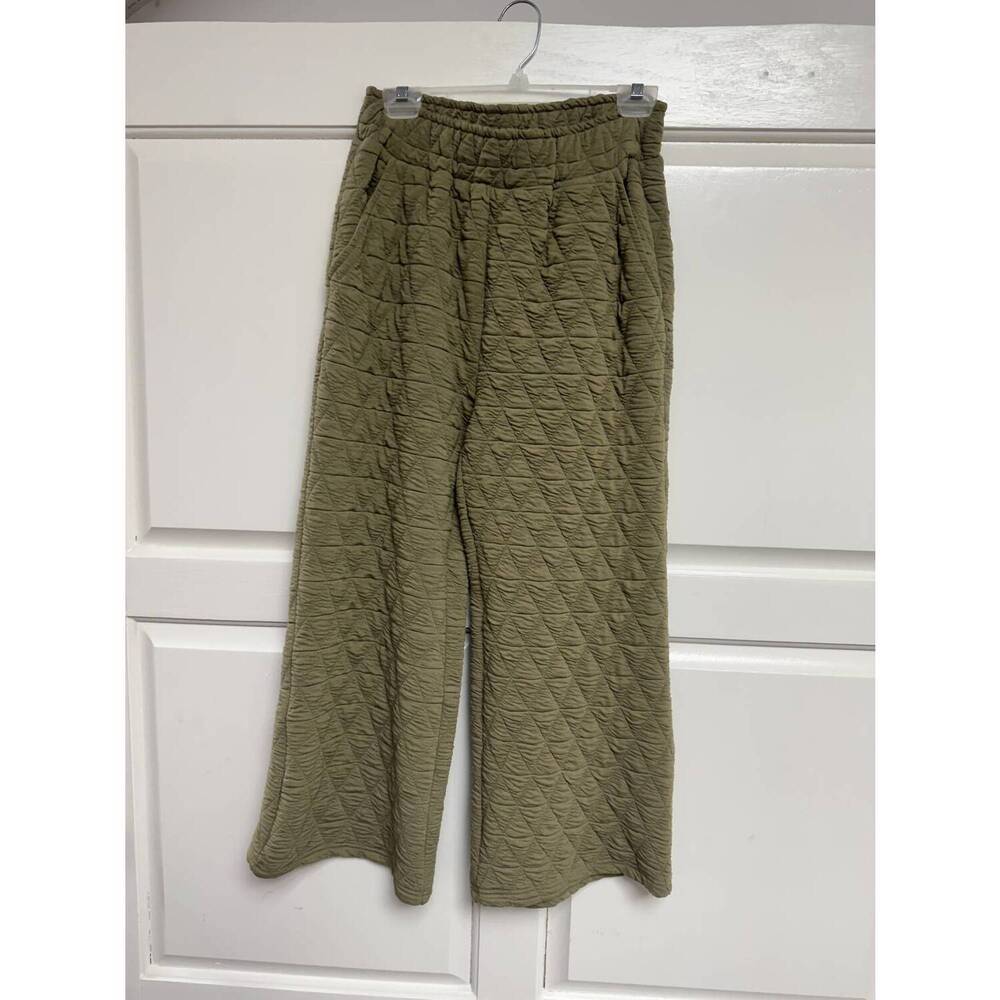 NEW SEE AND BE SEEN women's quilted pants in olive green